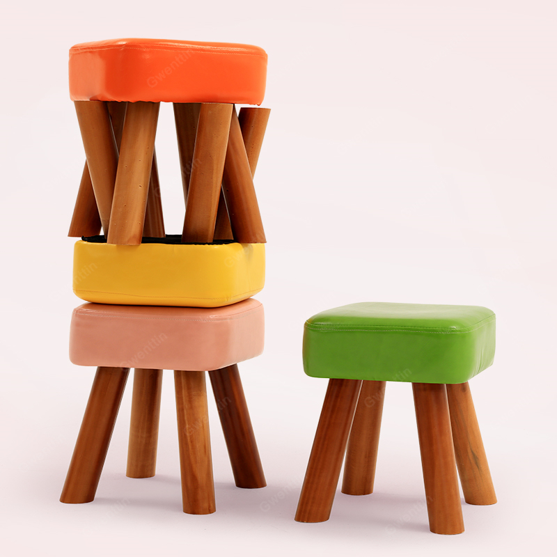Desain Meja Kecil yang Serbaguna dan Space-saving