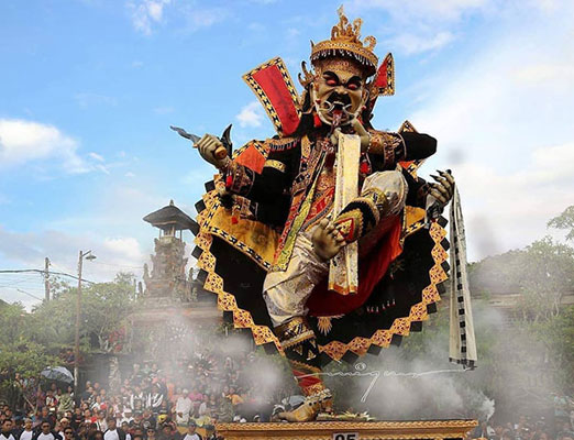 PATUNG RAKSASA SYARAT MAKNA, OGOH-OGOH, SEJARAH DAN FUNGSINYA