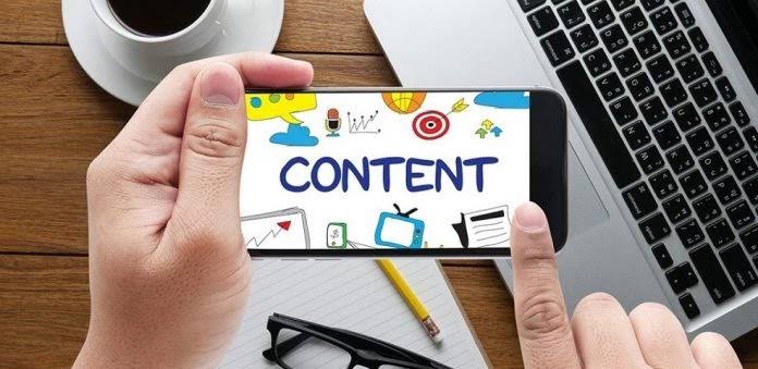 SELF BRANDING DAN MENINGKATKAN MINAT MASYARAKAT PADA KARYA SENIMAN DAN DESAINER GRAFIS MELALUI KONTEN DIGITAL