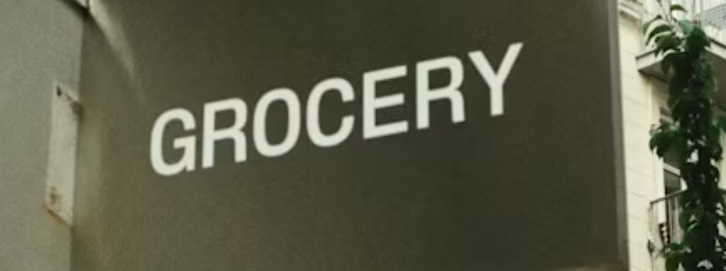 Toko konsep Grocery mendapatkan identitas yang agak kontras