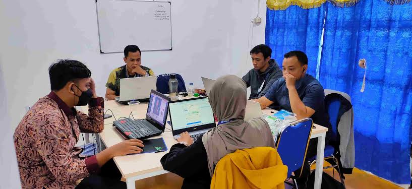 Manfaat Magang bagi Mahasiswa DKV (Desain Komunikasi Visual)