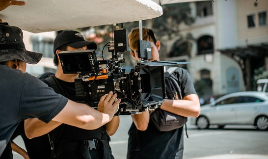 Bisnis Videografi: 6 Langkah yang Bisa Kamu Terapkan Biar Sukses!