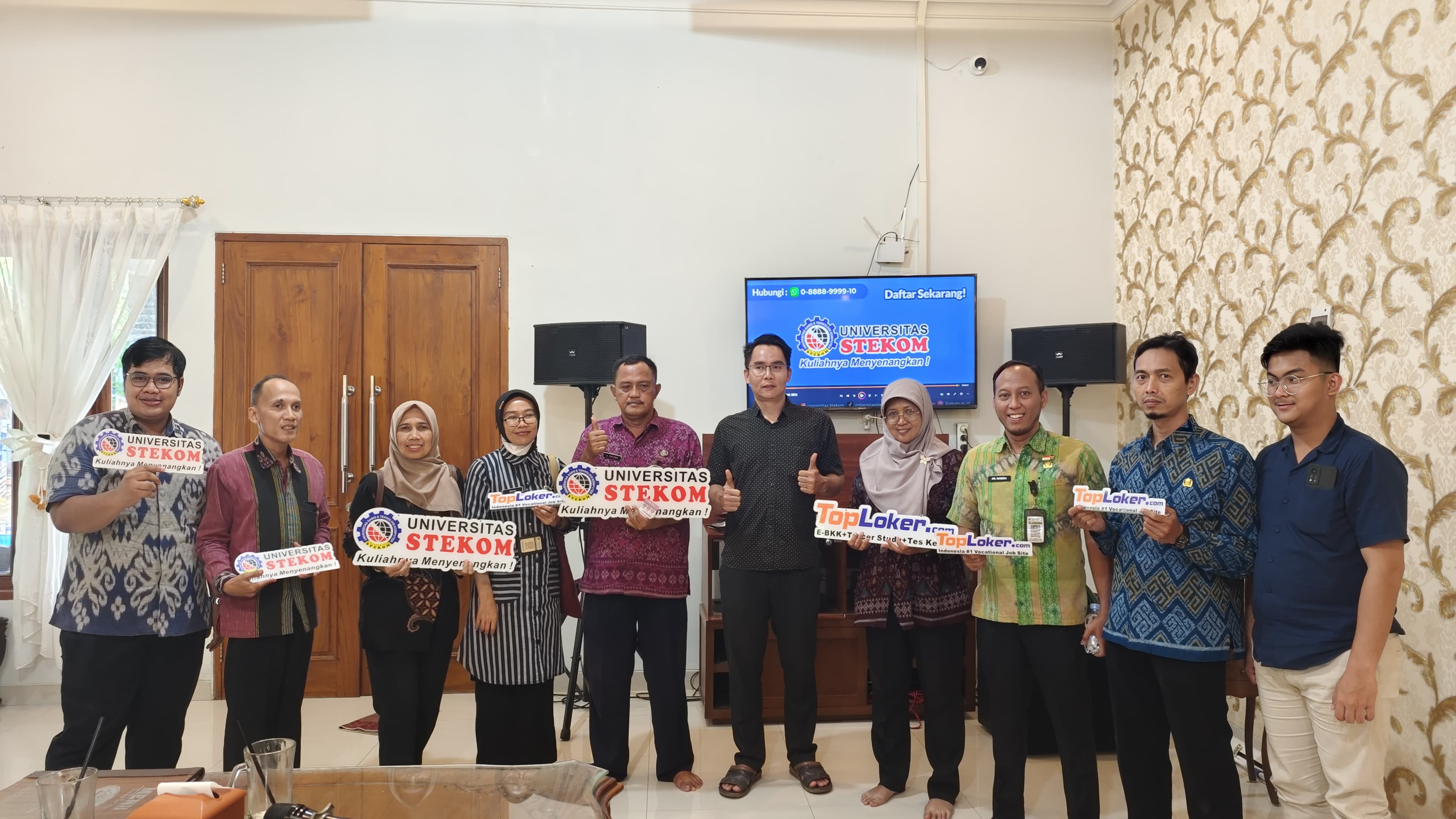 Universitas STEKOM Dukung Pendidikan Inklusif, Hadiri Kegiatan LKSN dan O2SN SLB di Jepara