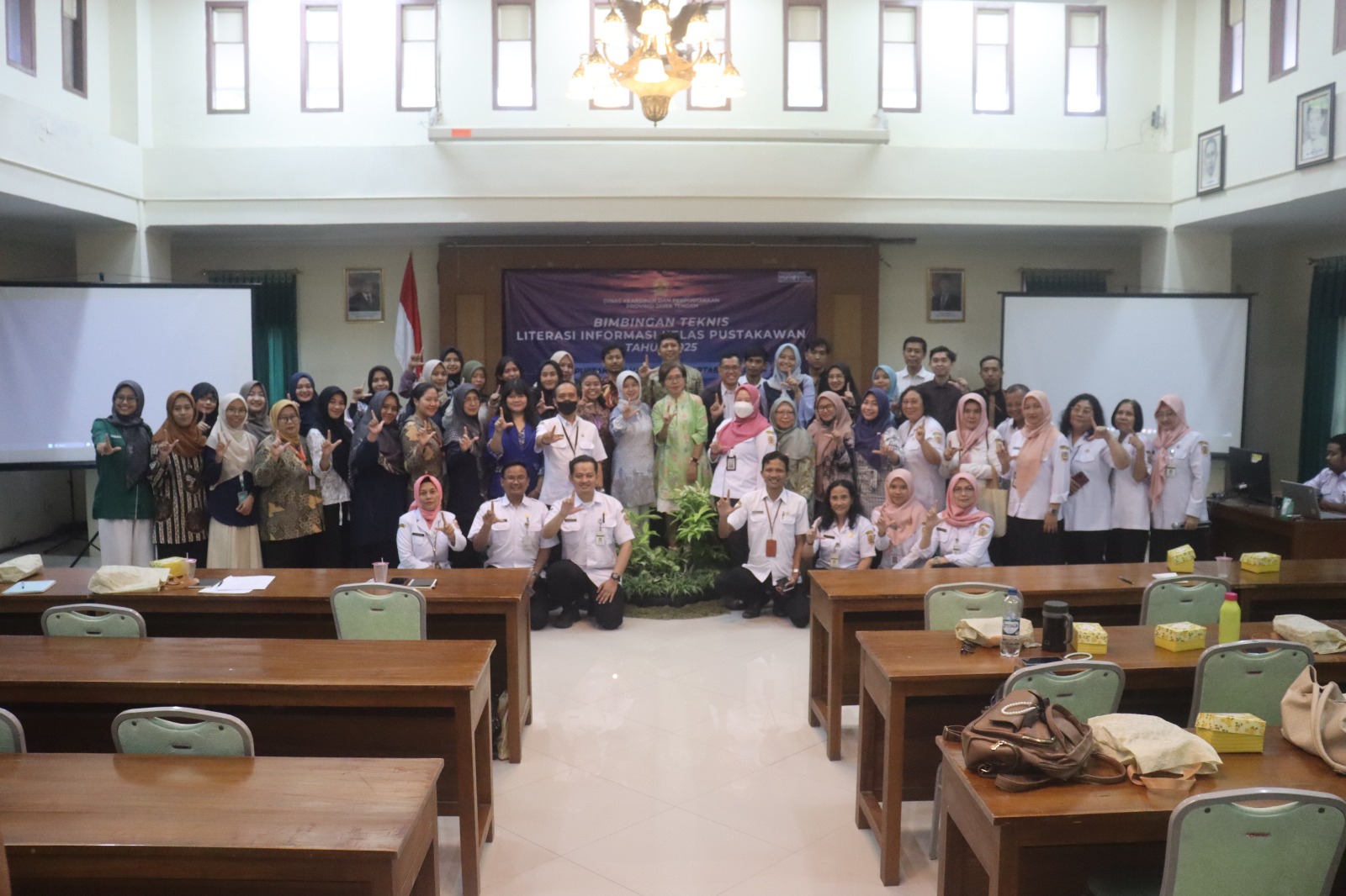 Universitas STEKOM Berpartisipasi dalam Bimtek Literasi Informasi untuk Pustakawan yang Diselenggarakan Dinas ARPUS Provinsi Jawa Tengah