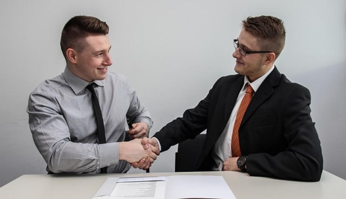 Cara Efektif Mengembangkan Usaha Dengan Business Partner