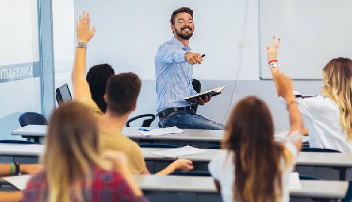 TEACHER INTERPRENUER MENGAPA TIDAK?