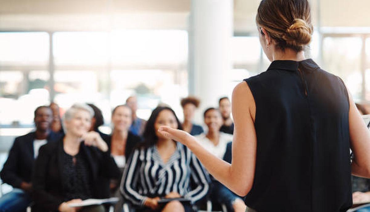 Mengapa Public Speaking Penting Untuk Bisnis ?