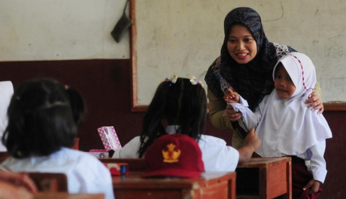 Kepribadian yang Wajib Dimiliki Guru Menurut Islam