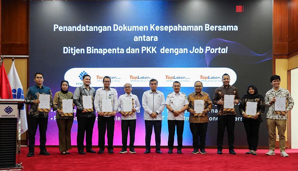 Universitas STEKOM Berpartisipasi dalam Peningkatan Kapasitas Layanan Kewirausahaan bersama Kementerian Ketenagakerjaan