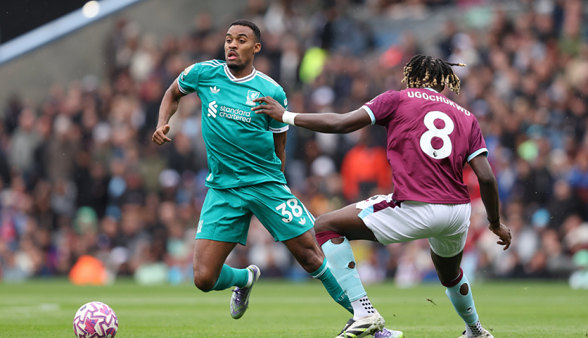 Liverpool Menang Dramatis di Turf Moor Usai Penalti Telat atas Burnley