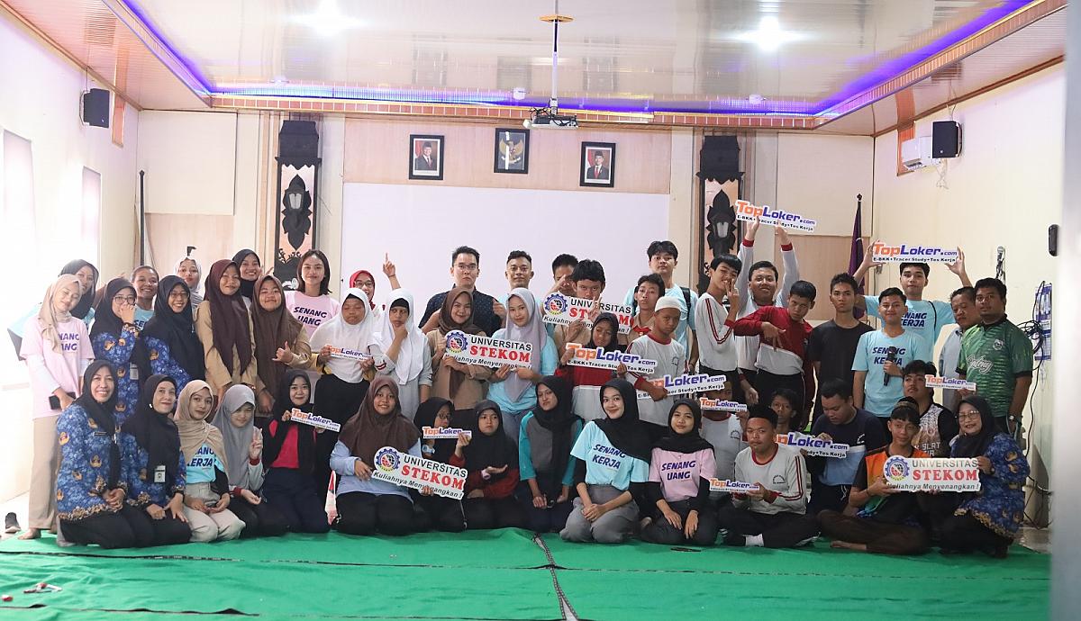 Universitas STEKOM Lakukan Kunjungan dan Seleksi Siswa Siap Kerja di SLB Negeri Ungaran