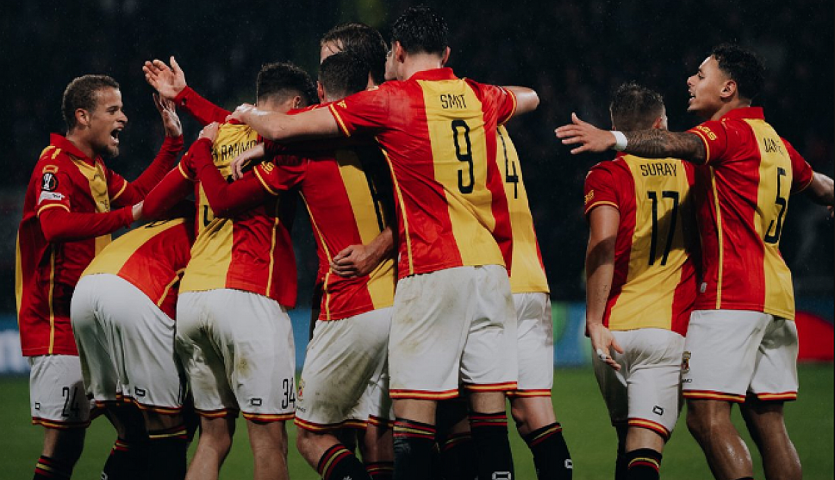Go Ahead Eagles Kalahkan Aston Villa di Europa League