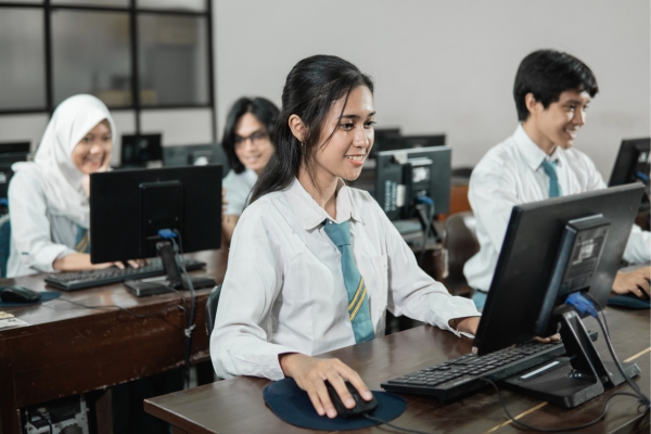 Petisi Pembatalan TKA 2025 Viral, Siswa Minta Ujian Dibatalkan
