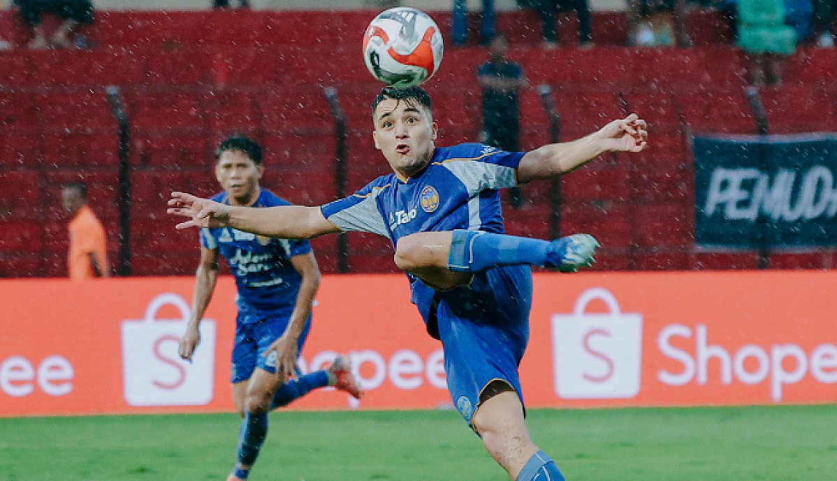 PSIM vs Persik Berakhir 2-1, Laskar Mataram Menang Dramatis di Tengah Dua Kartu Merah