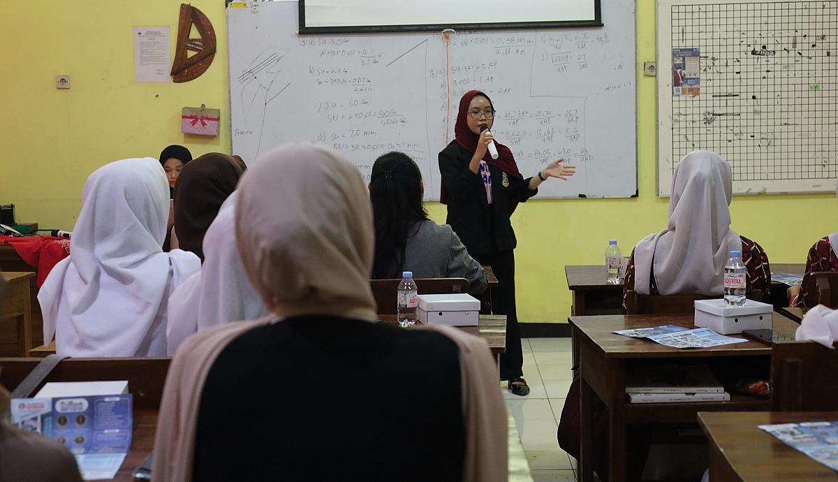 Beasiswa Kuliah Universitas STEKOM untuk SMAN 1 Kendal