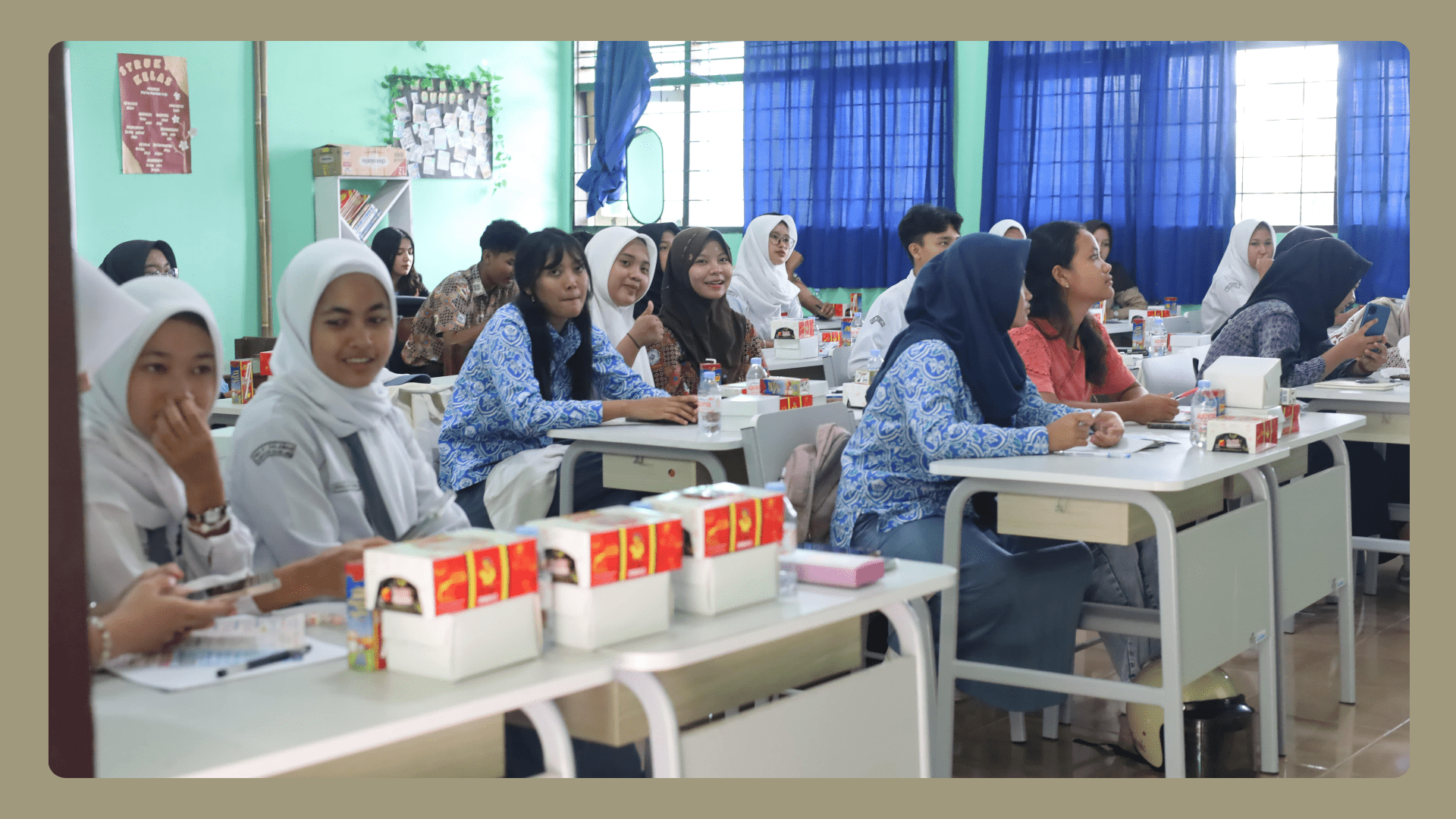 Beasiswa Kuliah Universitas STEKOM untuk SMK Muhammadiyah 2 Borobudur Kabupaten Magelang
