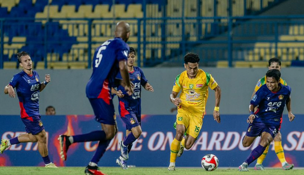 Persik Kediri vs Persebaya Surabaya Berakhir Imbang 1-1 di Derbi Jatim
