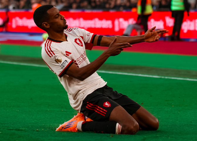 West Ham vs Liverpool Berakhir 0-2, Isak dan Gakpo Antar The Reds Raih Kemenangan Penting