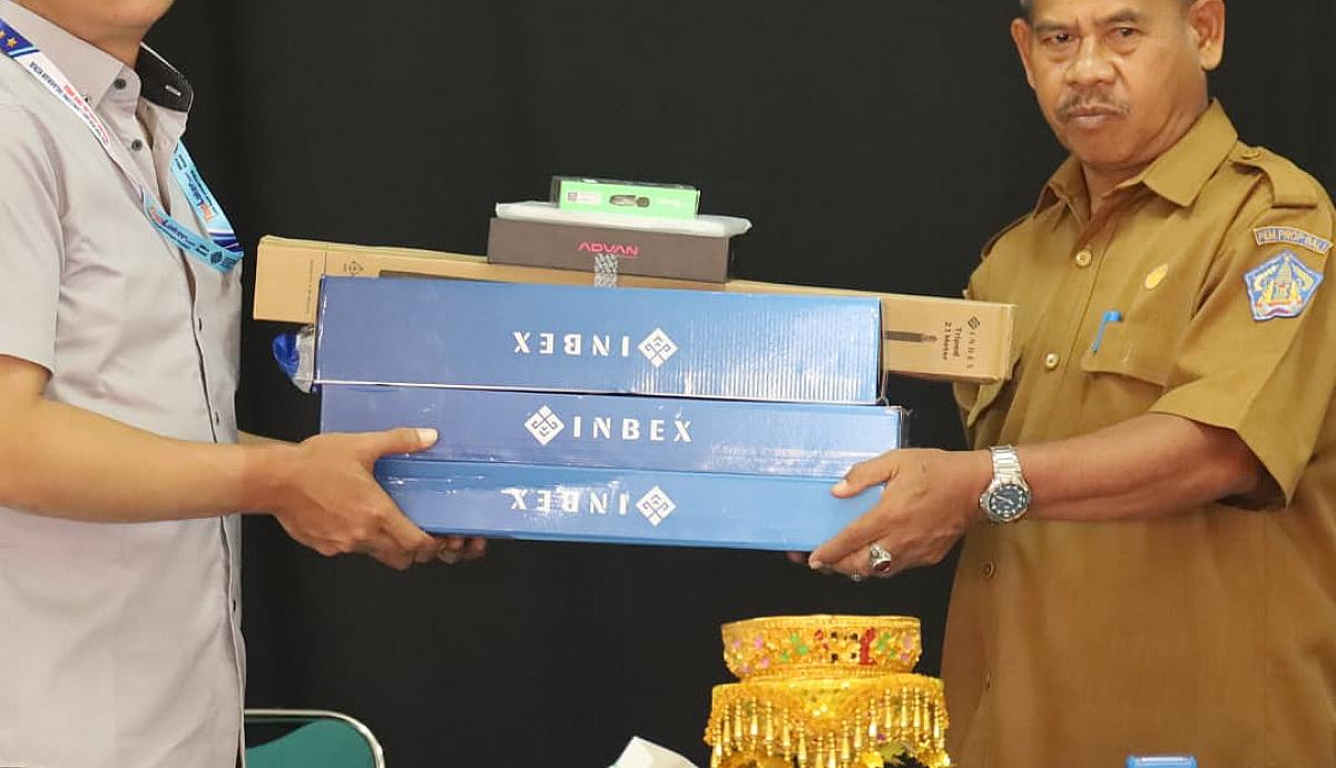 Dukung Kemandirian Siswa Disabilitas, Universitas STEKOM Serahkan Hibah dan Tetapkan Duta Kebekerjaan di SLB Negeri 1&2 Buleleng