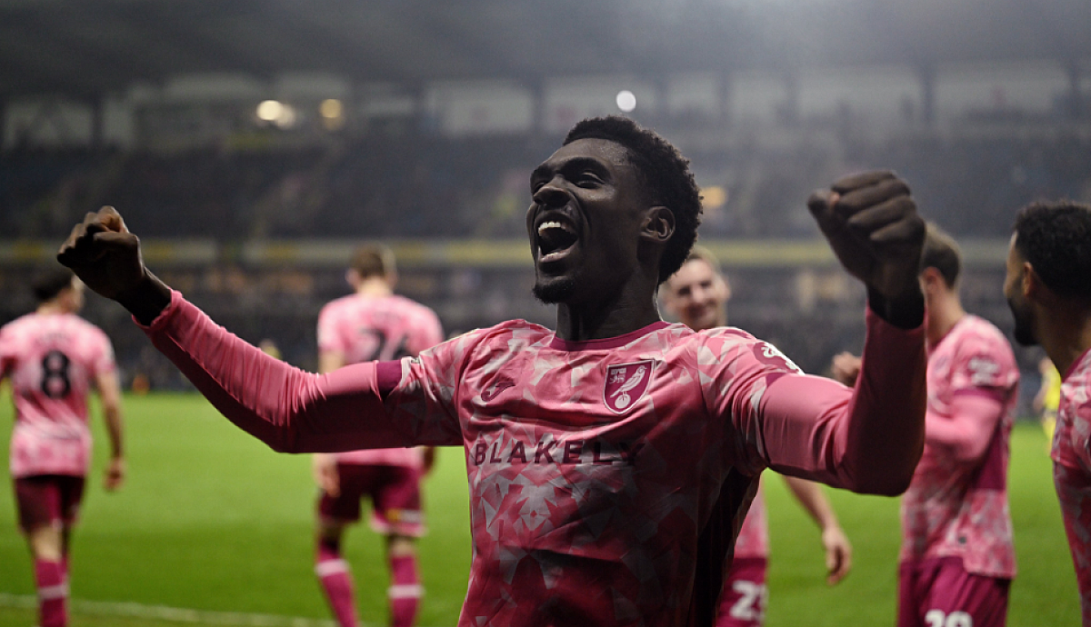 Kemenangan Meyakinkan Norwich City 3-0 Atas Oxford United Lewat Hat-trick Mohamed Toure