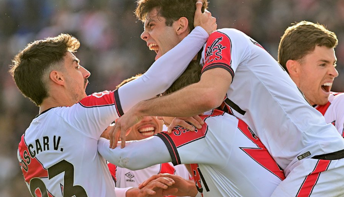 Rayo Vallecano Hantam Atletico Madrid 3-0, Keluar dari Jurang Degradasi