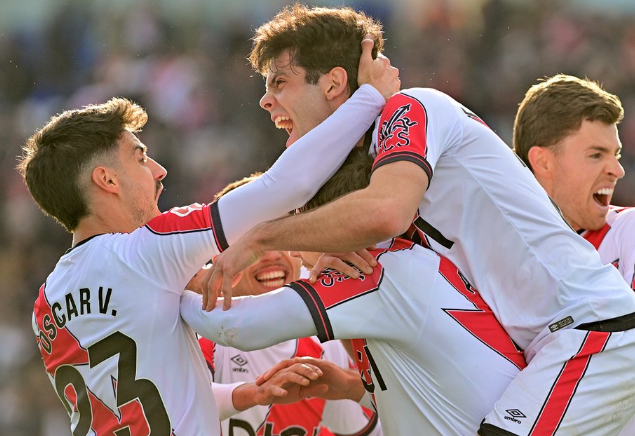 Rayo Vallecano Hantam Atletico Madrid 3-0, Keluar dari Jurang Degradasi