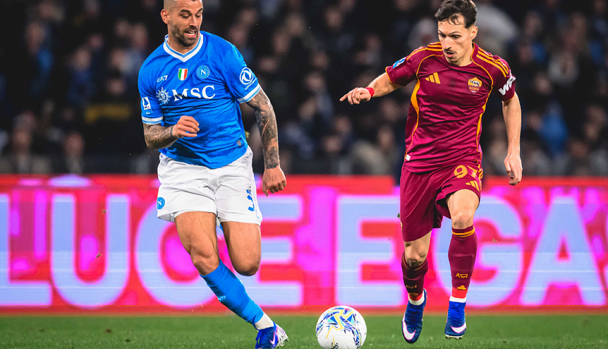 Drama Empat Gol di Maradona, Napoli dan Roma Berbagi Poin