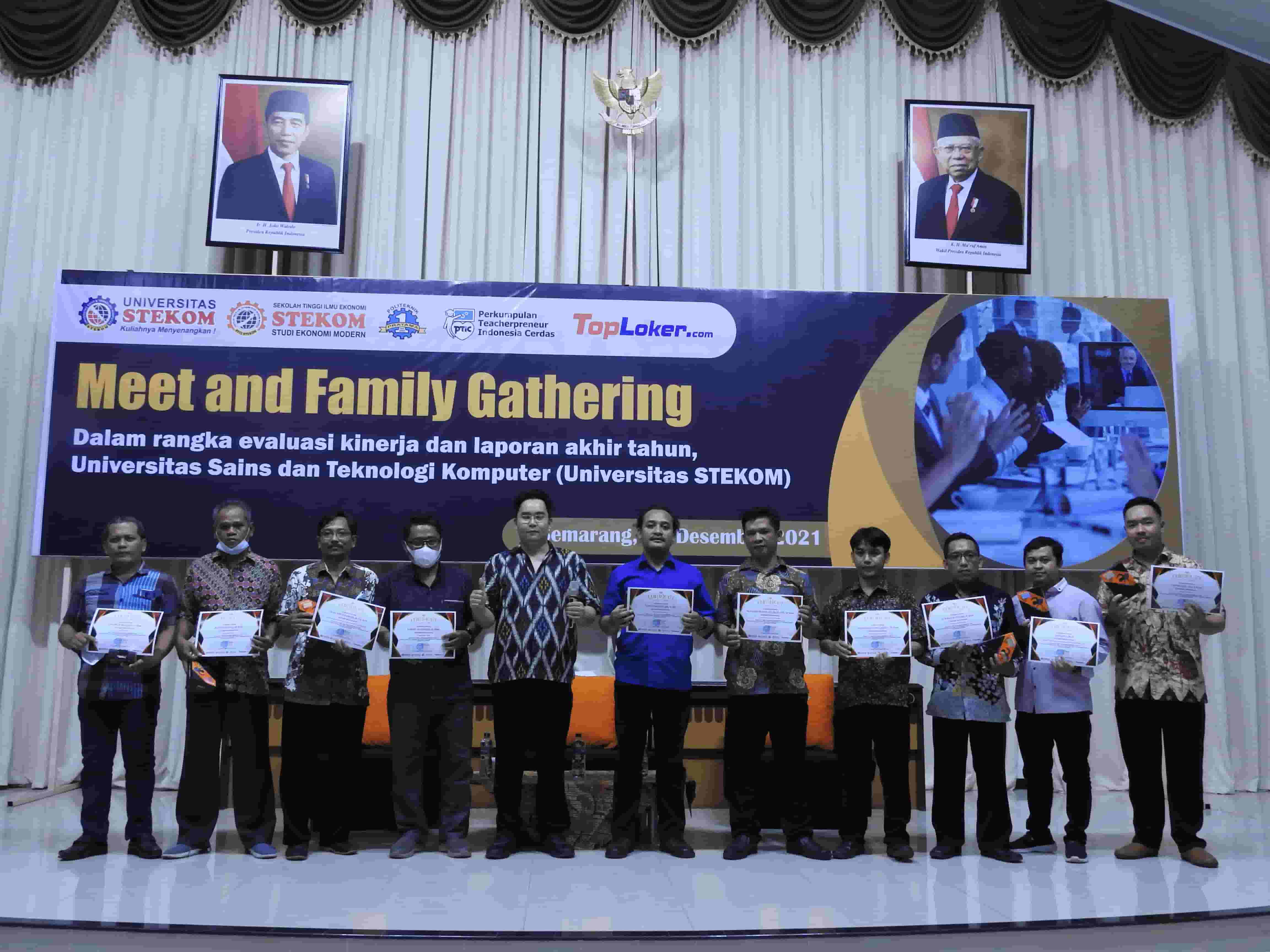 Universitas STEKOM Mengadakan Meet and Family Gathering