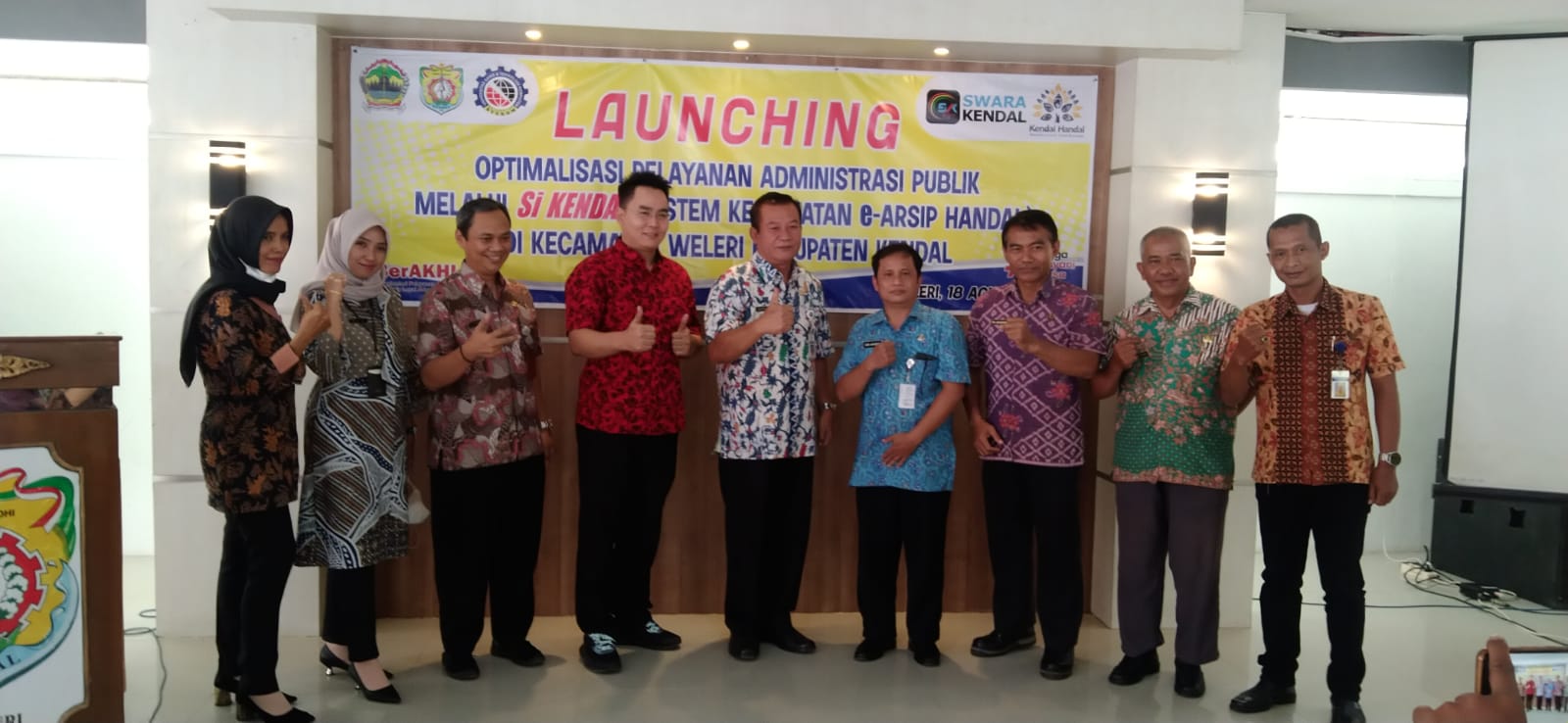 REKTOR UNIVERSITAS SAINS DAN TEKNOLOGI KOMPUTER MENGHADIRI ACARA LAUNCHING OPTIMALISASI PELAYANAN ADMINISTRASI PUBLIK MELALUI SI KENDAL DI KECAMATAN WELERI KABUPATEN KENDAL