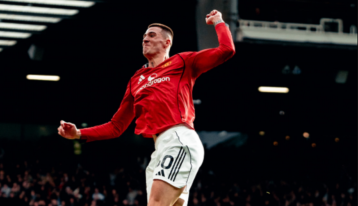 Manchester United Tumbangkan Crystal Palace 2-1 Lewat Comeback Dramatis