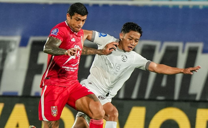 Arema FC Ditahan Imbang Malut United 1-1 di BRI Super League