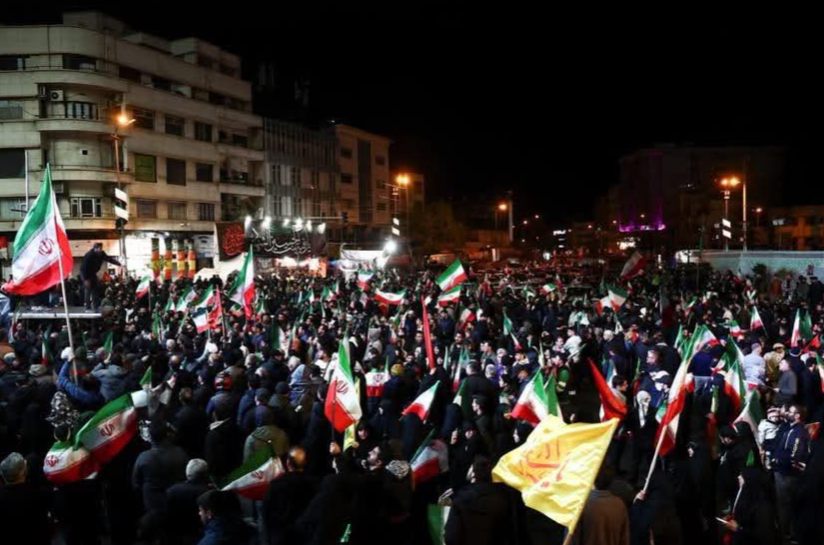 AS dan Iran Sepakati Gencatan Senjata, Warga Teheran Tumpah Ruah Rayakan Perdamaian