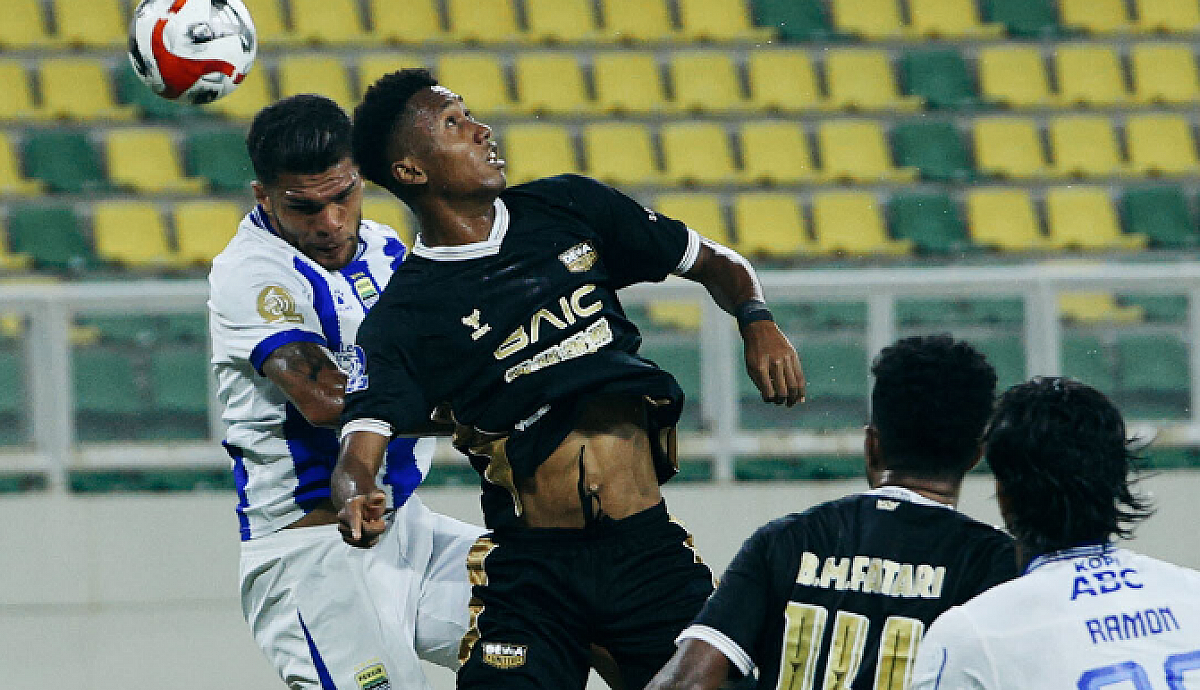 Persib Bandung Tahan Imbang Dewa United 2-2 dalam Laga Penuh Drama di Banten