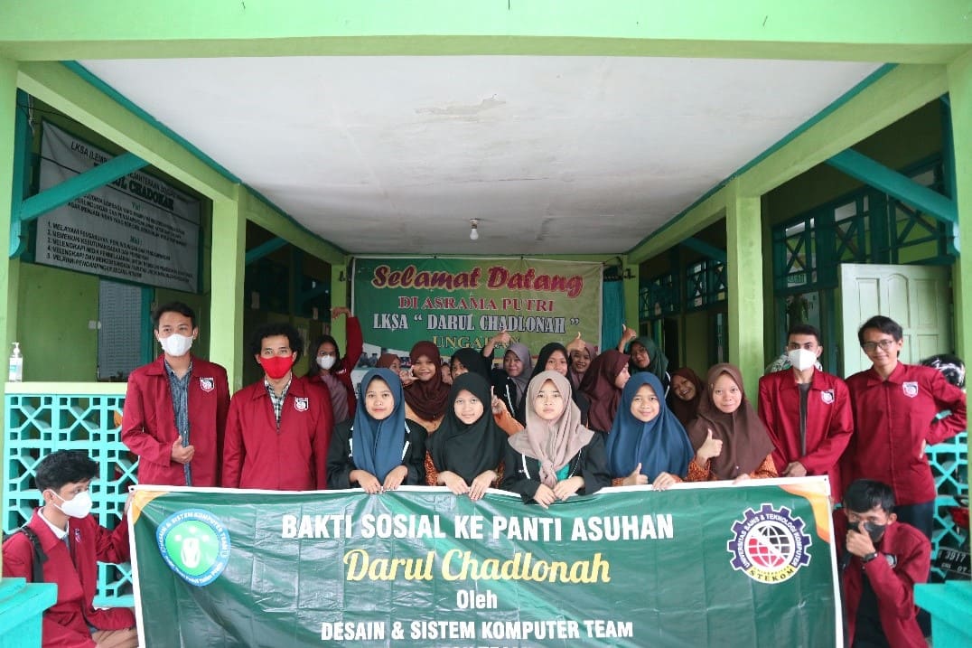 Aksi Bakti Sosial ke Panti Asuhan Semarang Darul Chadlonah oleh Desk-Team Universitas Stekom