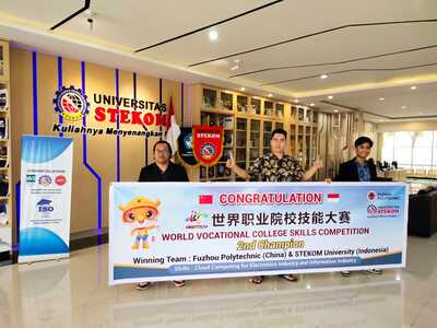 Azka Nahya Amanta Sabet Medali Silver The World Vocational College Skills Competition Tingkat Dunia