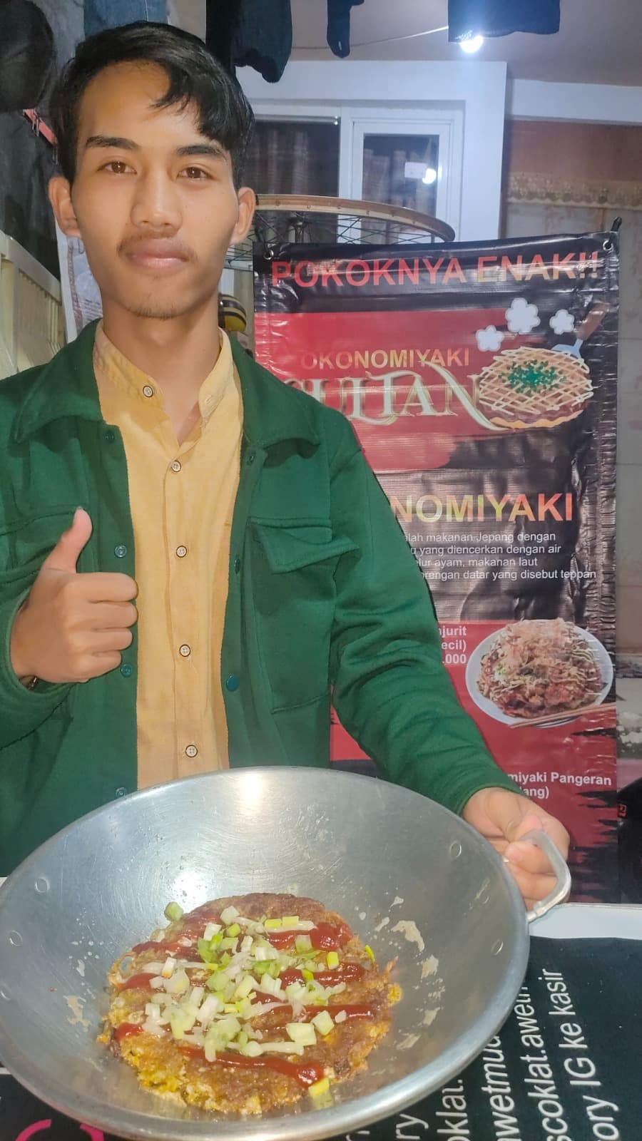 INOVASI KULINER JEPANG DENGAN CITA RASA NUSANTARA UKM KEWIRAUSAHAAN UNIVERSITAS STEKOM