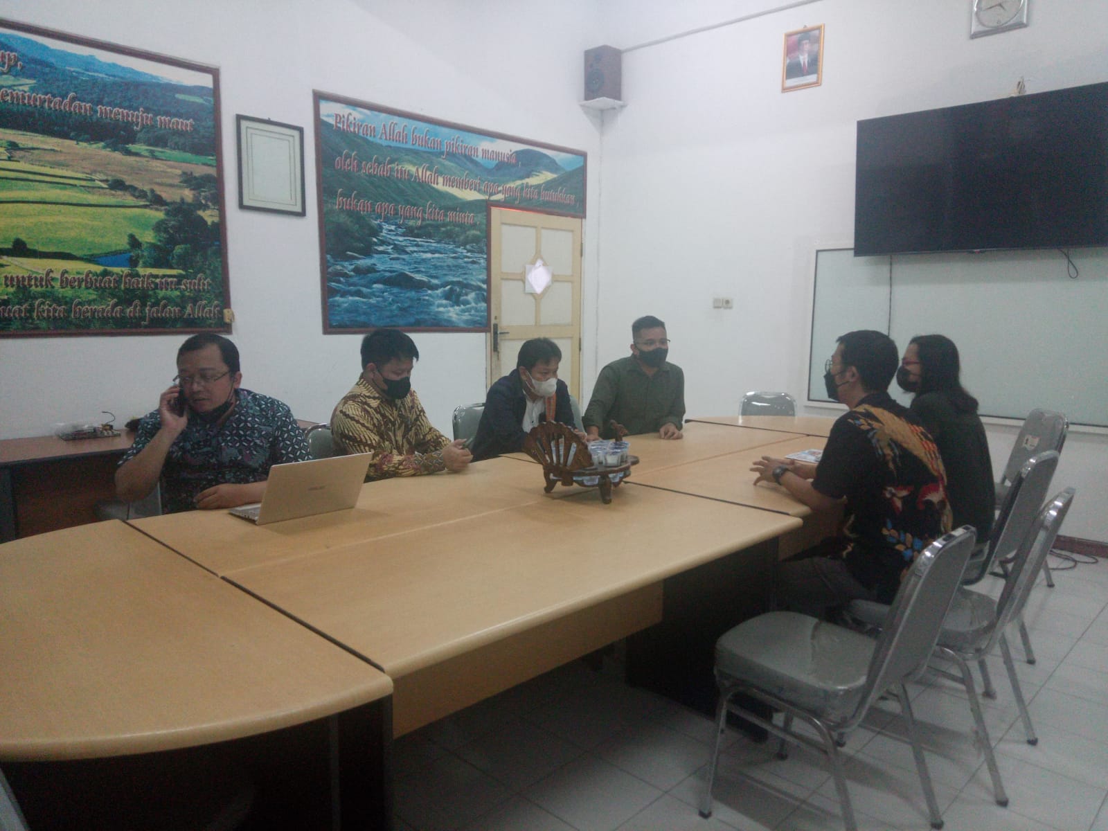Smart Class Room Hadir di Universitas Sains dan Teknologi Komputer Semarang