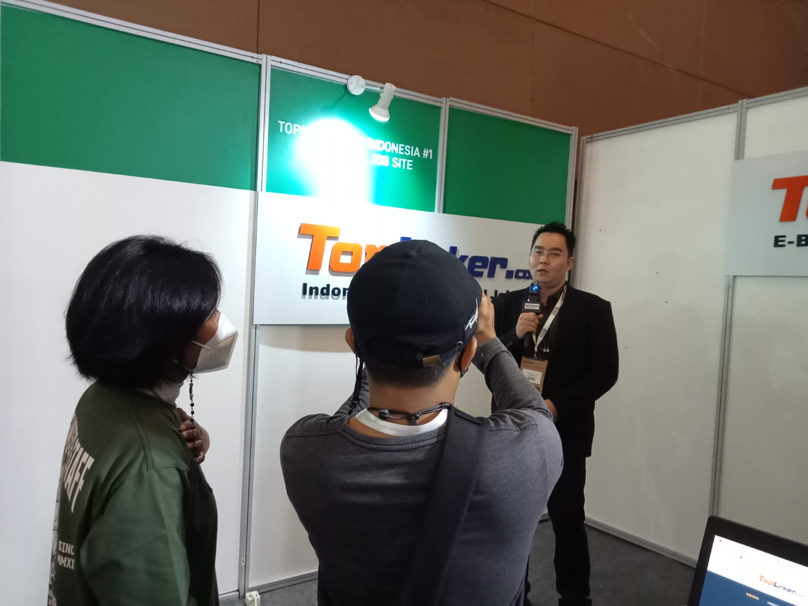 TOPLOKER.COM PERUSAHAAN DIBAWAH NAUNGAN UNIVERSITAS STEKOM IKUT ANDIL PADA EXHIBITION MANUFACTURING INDONESIA Tahun 2022