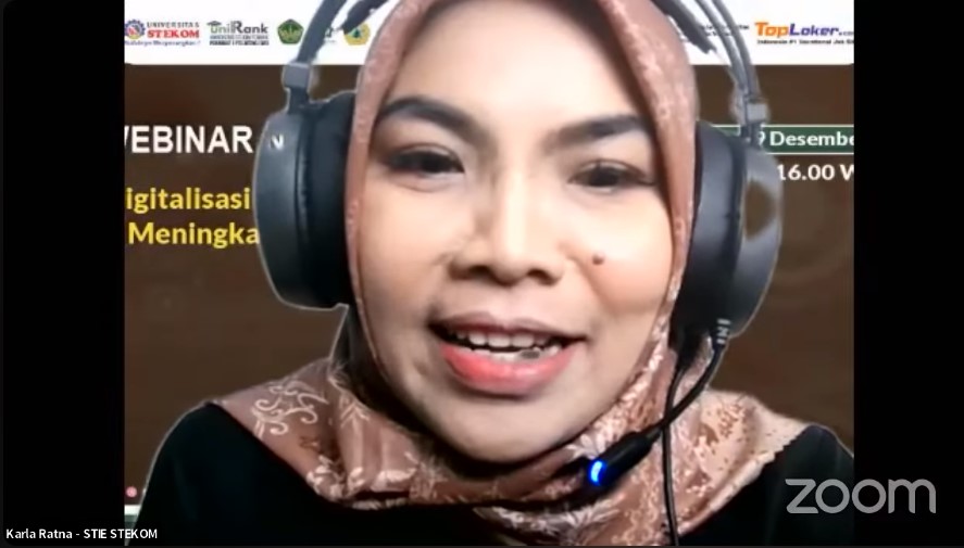 WEBINAR NASIONAL Digitalisasi Bisnis UMKM untuk Meningkatkan Daya saing