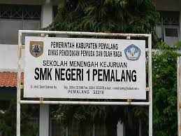 Penandatanganan MOU Kerjasama PT Bisnis Digital  dan SMKN 1 PEMALANG