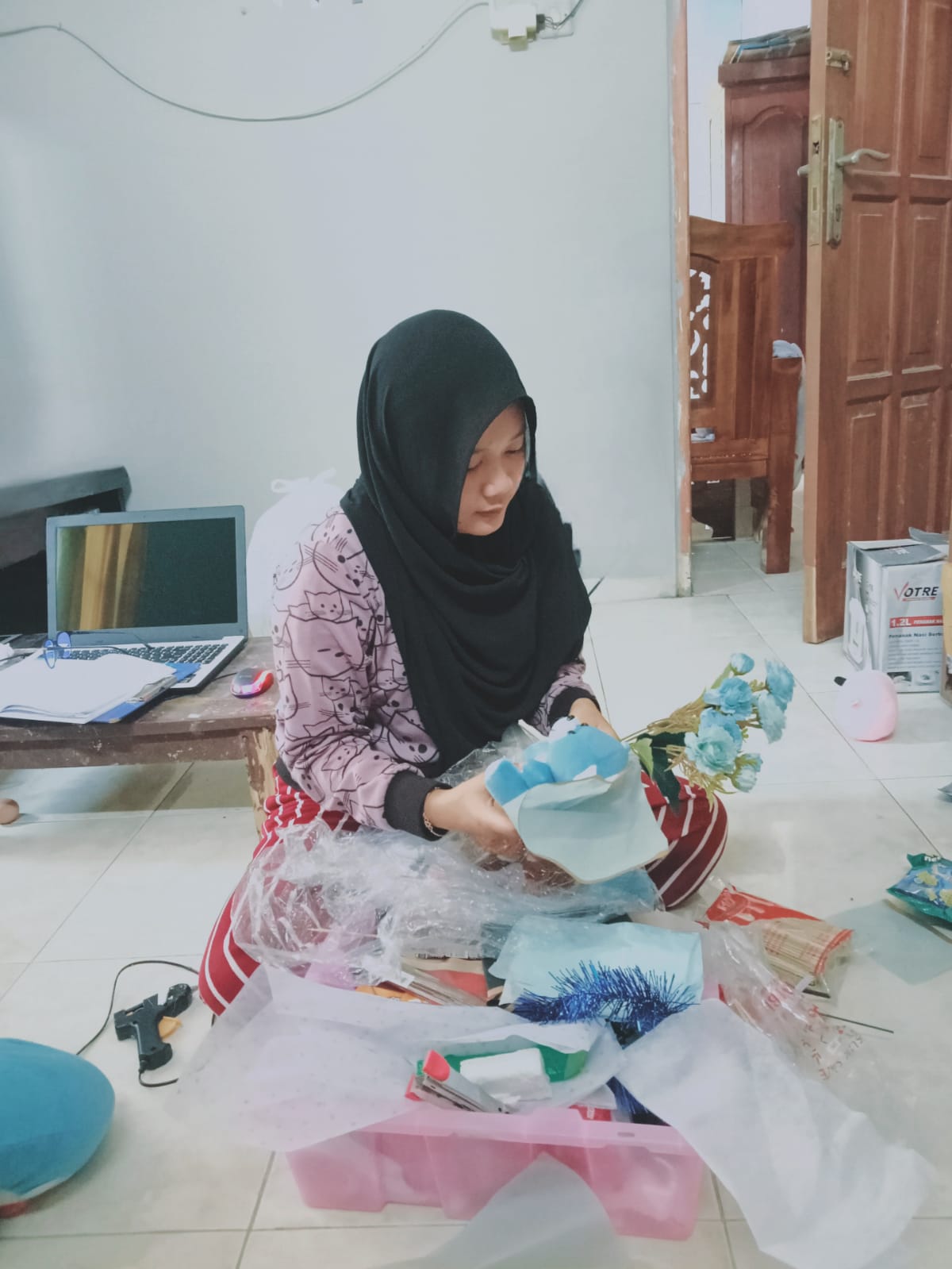 Aku Tak Bisa Jauh Dari Rejeki 