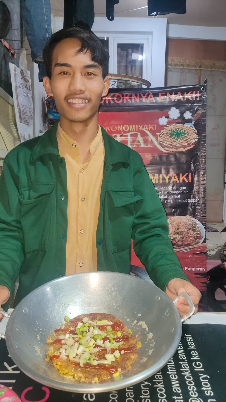 INOVASI KULINER JEPANG DENGAN CITA RASA NUSANTARA UKM KEWIRAUSAHAAN UNIVERSITAS STEKOM