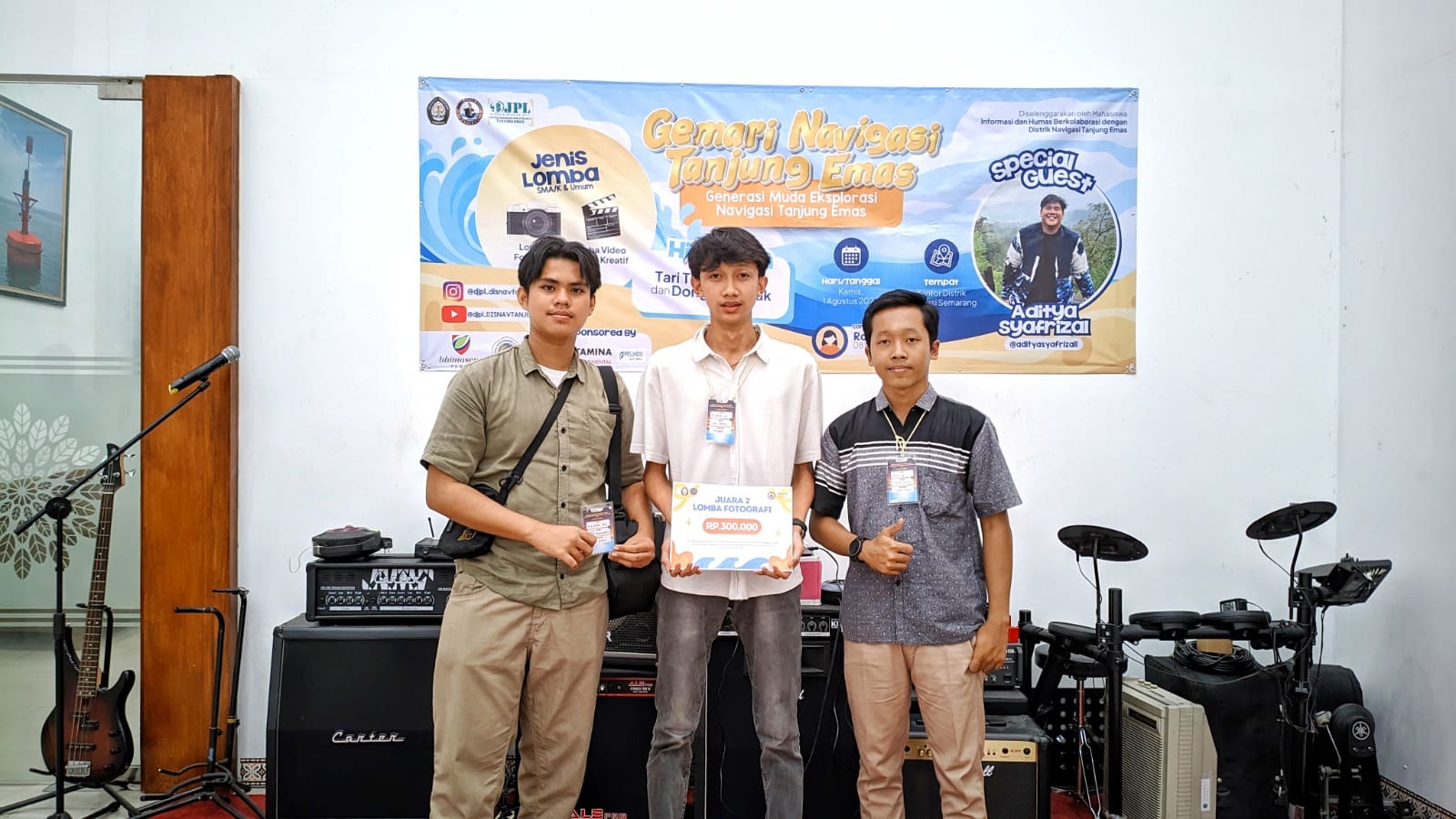 Mahasiswa Universitas STEKOM Raih Juara 1 Lomba Video Konten Kreatif di GEMARI NAVIGASI TANJUNG EMAS 2024