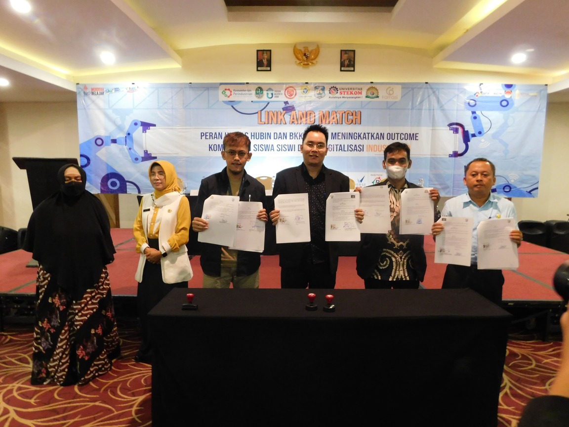 Memperluas Jaringan Kerjasama UNIVERSITAS STEKOM di Kota Majalengka