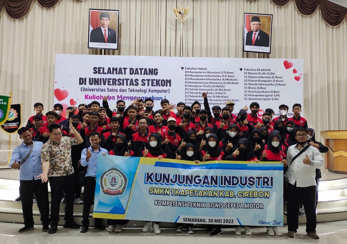 SMKN 1 Kapetakan berkunjung ke Kampus STEKOM sebagai Ajang Motivasi Melanjutkan ke Perguruan Tinggi