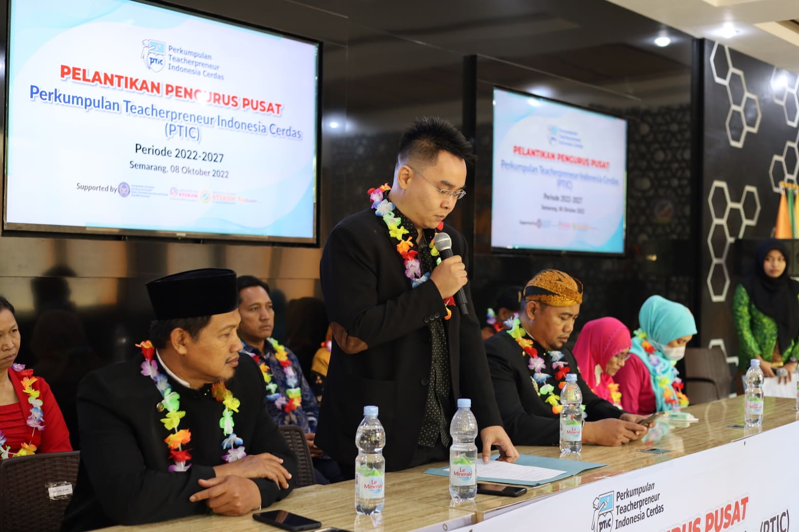 UNIVERSITAS STEKOM TUAN RUMAH PELANTIKAN PTIC Periode 2022-2027