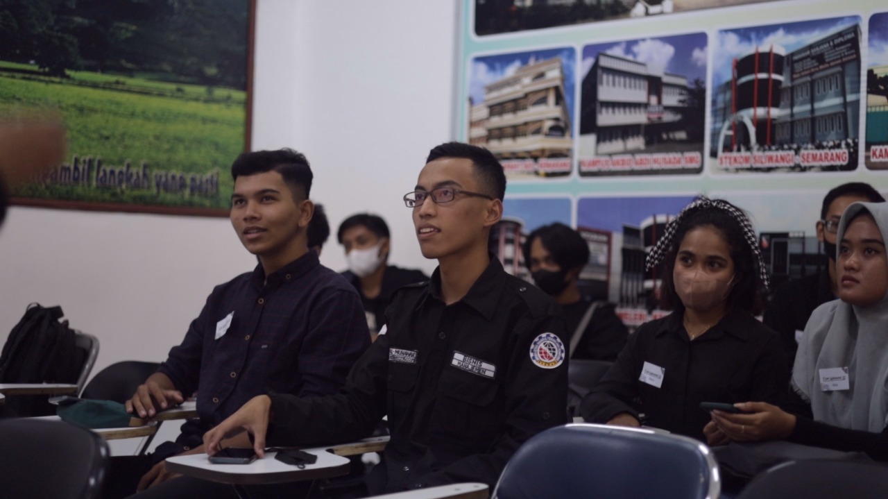 PPKM di Indonesia Resmi Dicabut, Universitas STEKOM tetap Menerapkan Protokol Kesehatan dengan Waspada