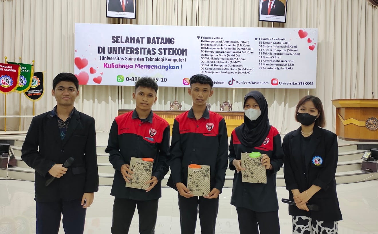 SMKN 1 Kapetakan berkunjung ke Kampus STEKOM sebagai Ajang Motivasi Melanjutkan ke Perguruan Tinggi