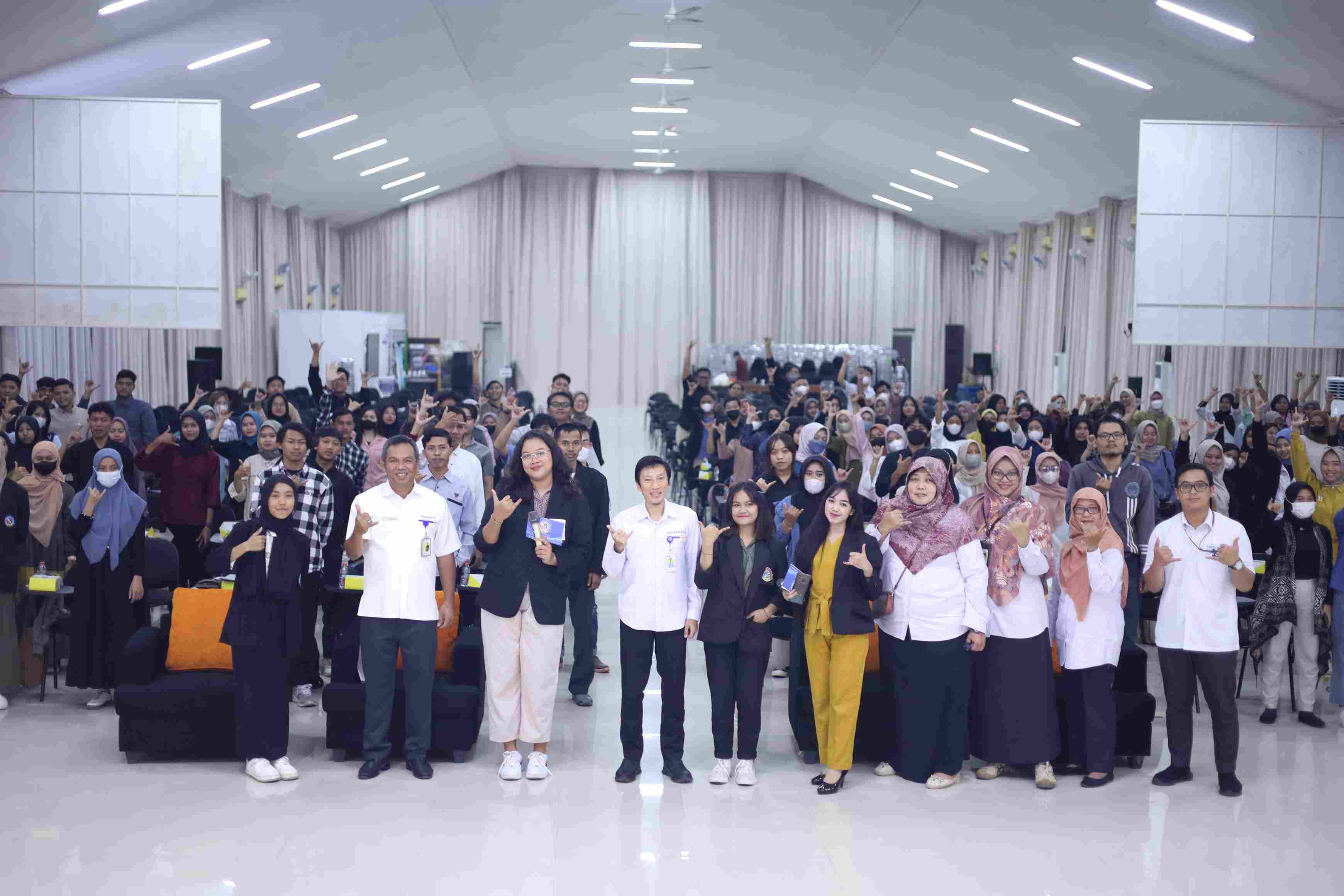 TAX CENTER UNIVERSITAS STEKOM TELAH DI RESMIKAN 