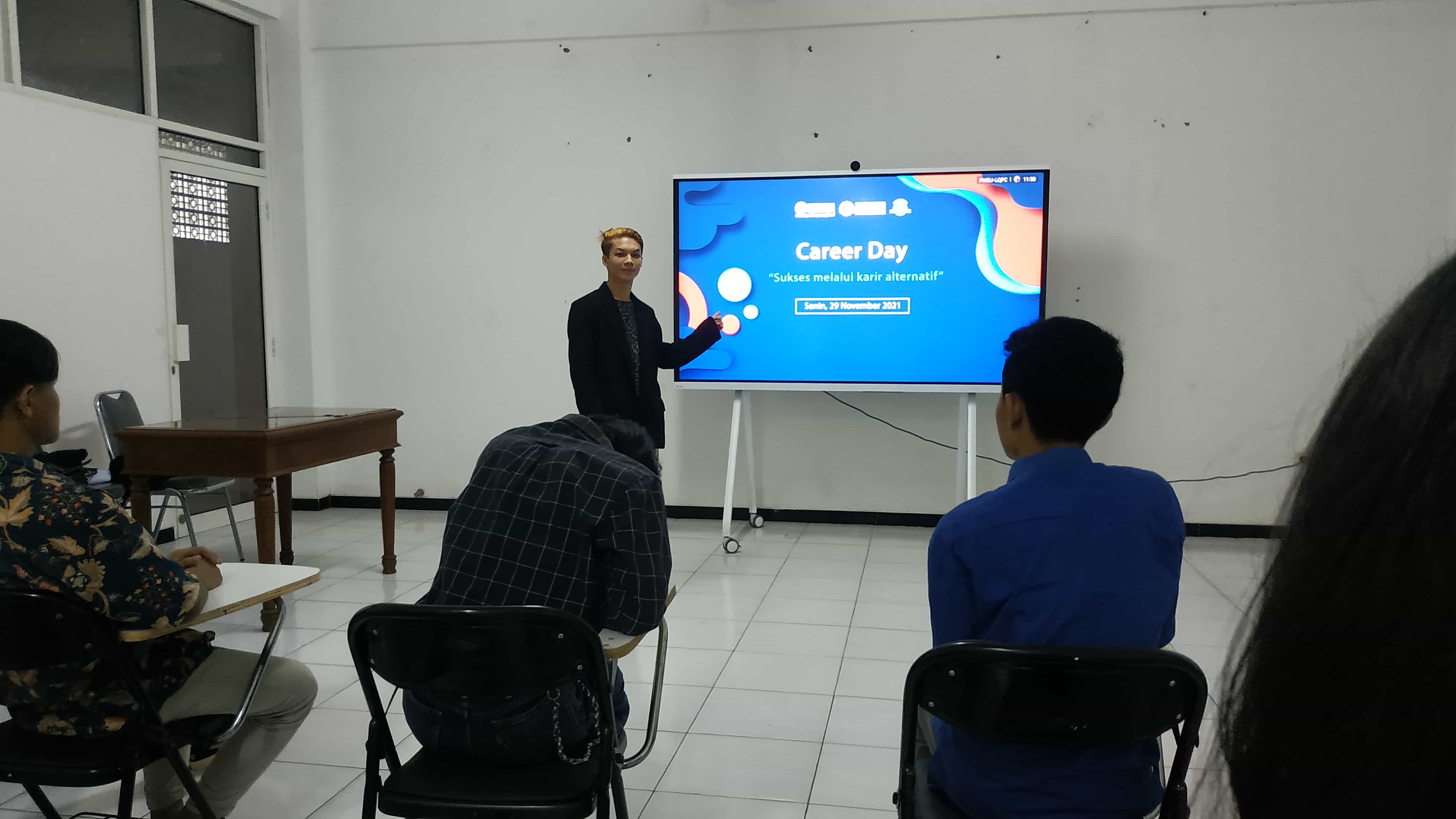 Career Day : Mahasiswa didorong untuk berhasil dengan memulai karir alternatif